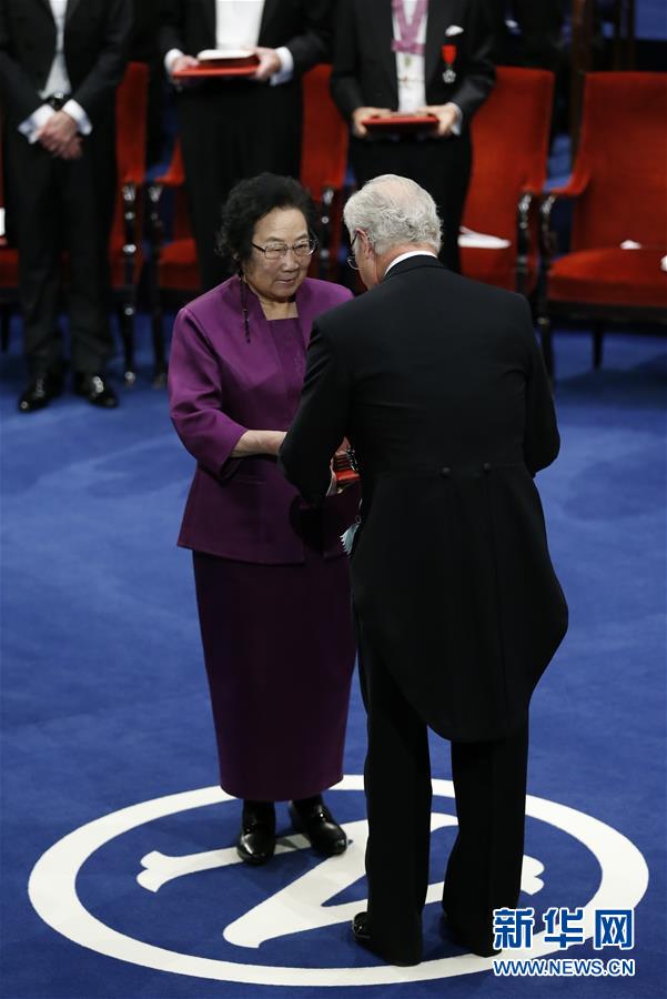 （壯麗70年&middot;奮斗新時代&mdash;&mdash;共和國榮光&middot;圖文互動）（3）屠呦呦：與青蒿結緣 用中醫(yī)藥造福世界