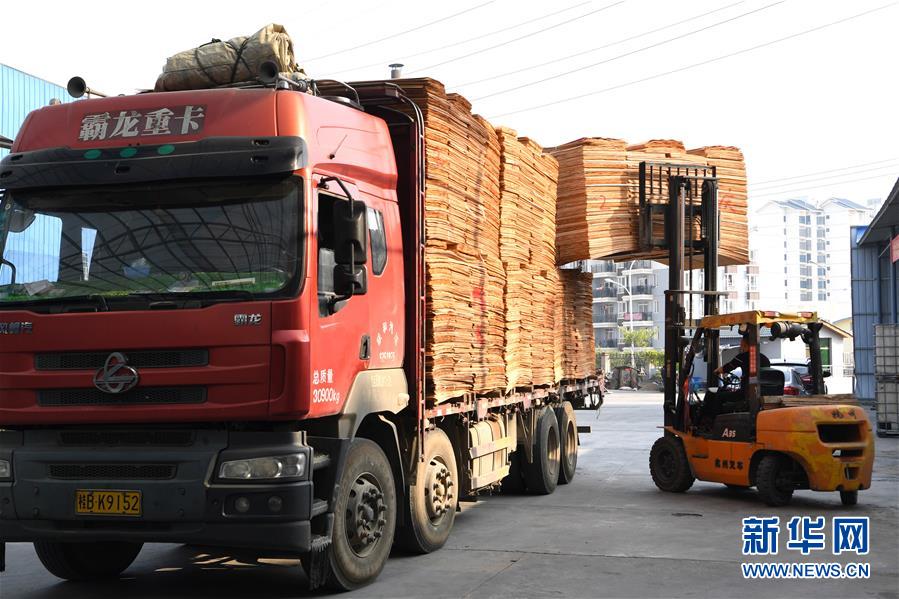 （脫貧攻堅(jiān)&middot;圖文互動(dòng)）（3）&ldquo;豐收?qǐng)D&rdquo;里述脫貧