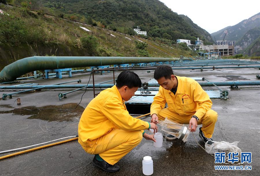 （四中全會精神在基層&middot;圖文互動）（5）烏江清，貴州興&mdash;&mdash;貴州第一大河烏江治污記