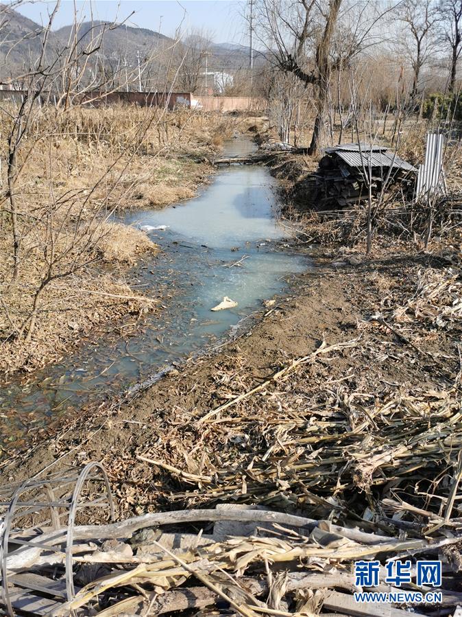 （新華調(diào)查&middot;國(guó)務(wù)院農(nóng)村人居環(huán)境大檢查&middot;圖文互動(dòng)）（2）農(nóng)村生活污水何處去？&mdash;&mdash;農(nóng)村污水治理&ldquo;梗阻&rdquo;現(xiàn)象調(diào)查