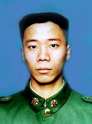 （為了民族復(fù)興&middot;英雄烈士譜&middot;圖文互動）李向群：用生命譜寫壯麗的人生凱歌