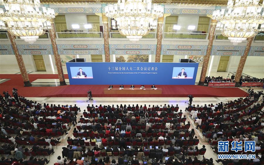 (兩會)(6)李克強(qiáng)總理會見采訪全國兩會的中外記者并回答提問