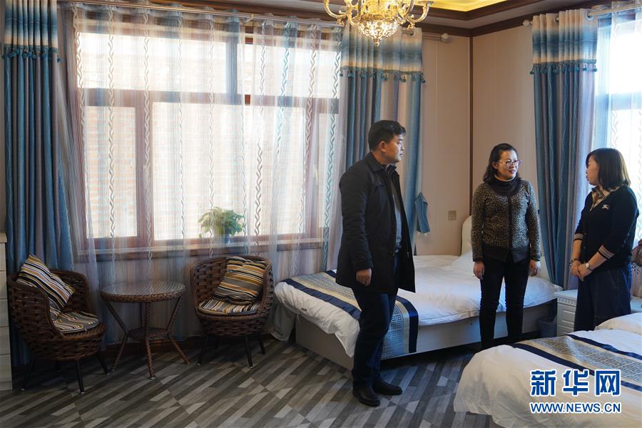 （新春走基層&middot;圖文互動(dòng)）（2）小鎮(zhèn)里的&ldquo;U盤(pán)書(shū)記&rdquo;