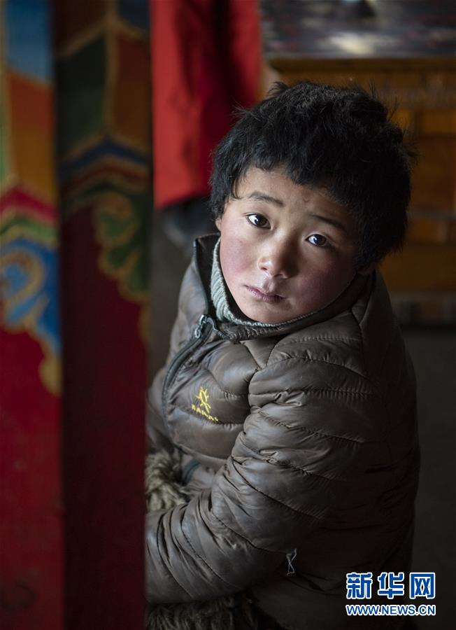 （新春走基層&middot;圖文互動）（5）守土與鄉(xiāng)愁&mdash;&mdash;走進(jìn)珠峰腳下的村莊