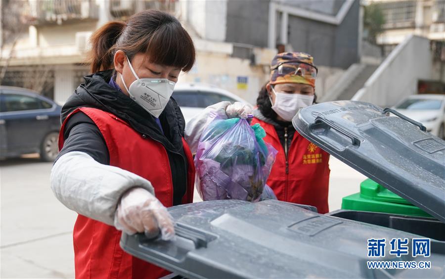 （新華全媒頭條）（3）非常&ldquo;10+1&rdquo;&mdash;&mdash;武漢春節(jié)假期延長第一天掃描