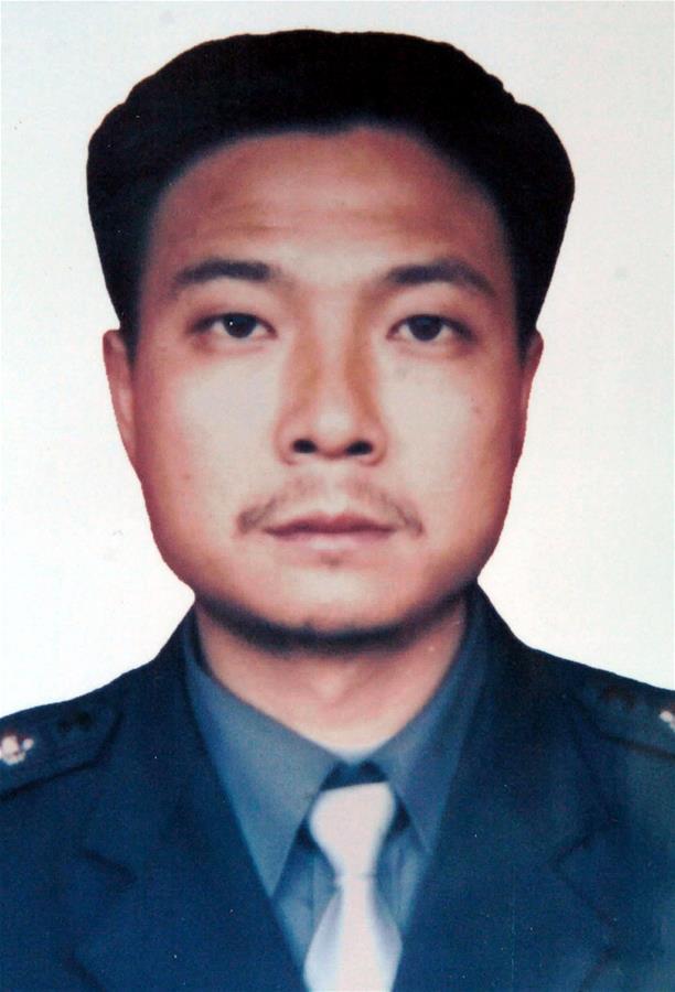 （為了民族復(fù)興&middot;英雄烈士譜&middot;圖文互動(dòng)）緝毒英雄吳光林：見危險(xiǎn)就上，見好處就讓