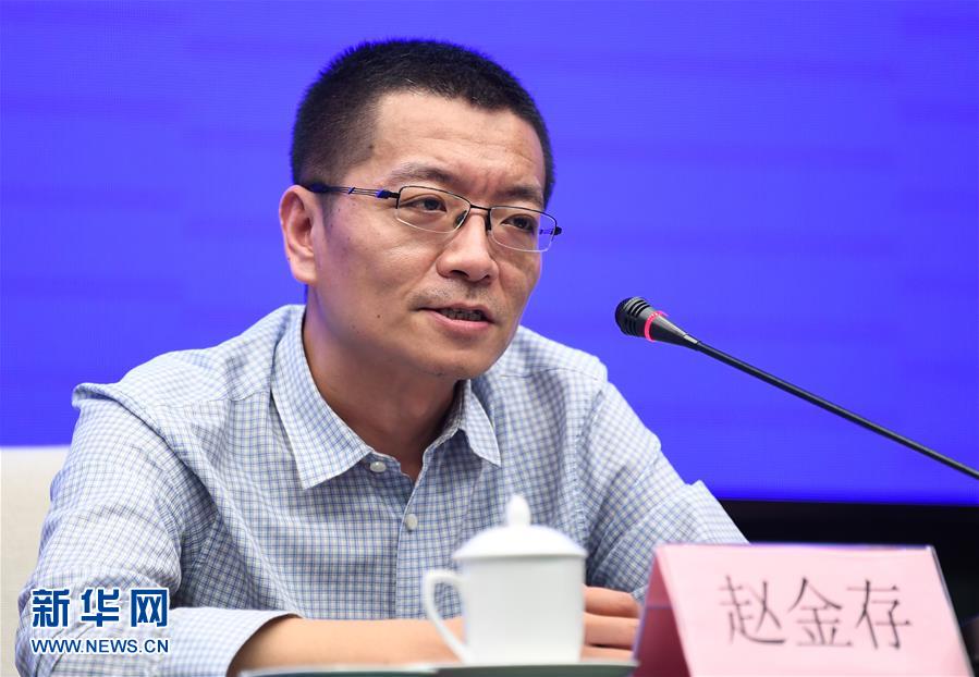 （聚焦疫情防控&middot;圖文互動）（2）鐘南山、李蘭娟院士團隊從新冠肺炎患者糞便中分離出病毒