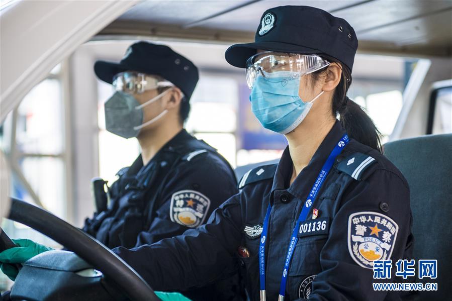 （聚焦疫情防控&middot;圖文互動(dòng)）（2）愛在&ldquo;疫&rdquo;起&mdash;&mdash;四對(duì)&ldquo;80后&rdquo;夫妻的&ldquo;逆行&rdquo;表白