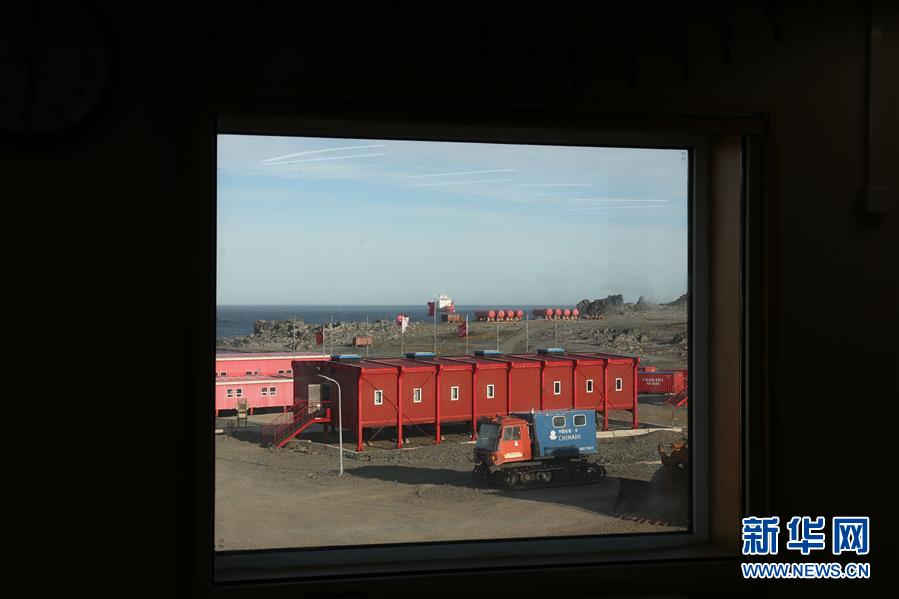 （&ldquo;雪龍&rdquo;探南極&middot;圖文互動(dòng)）（5）記者手記：南極筑&ldquo;城&rdquo;記&mdash;&mdash;在長城站讀《中國南極長城站》