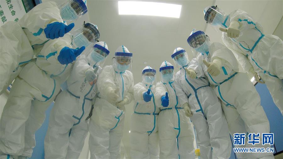 （新華全媒頭條&middot;圖文互動(dòng)）（1）&ldquo;與國(guó)家同舟，與人民共濟(jì)&rdquo;&mdash;&mdash;新冠肺炎重癥救治同濟(jì)醫(yī)院戰(zhàn)&ldquo;疫&rdquo;直擊