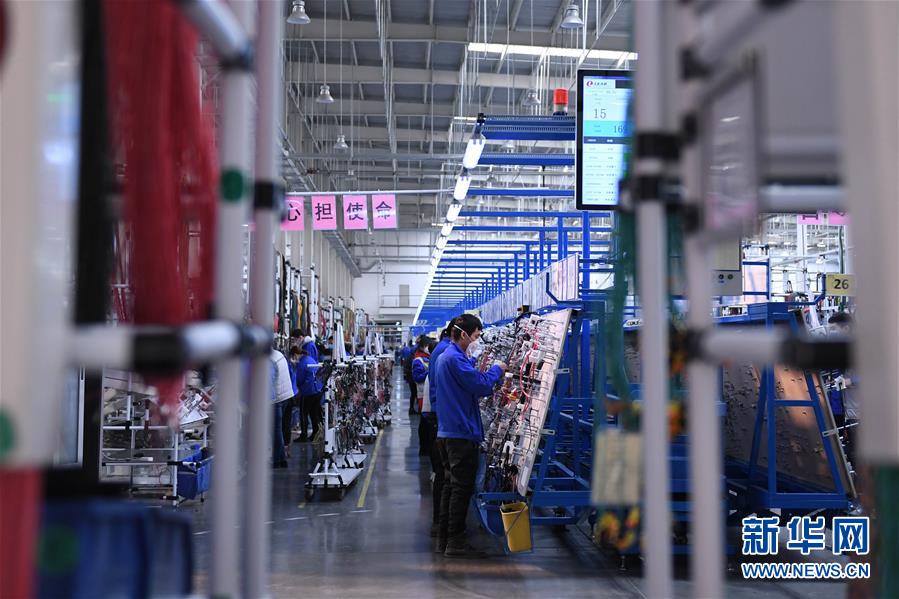 （聚焦疫情防控&middot;圖文互動）（3）用疫情&ldquo;防控線&rdquo;守衛(wèi)企業(yè)&ldquo;生命線&rdquo;&mdash;&mdash;長春復工企業(yè)防控一線見聞