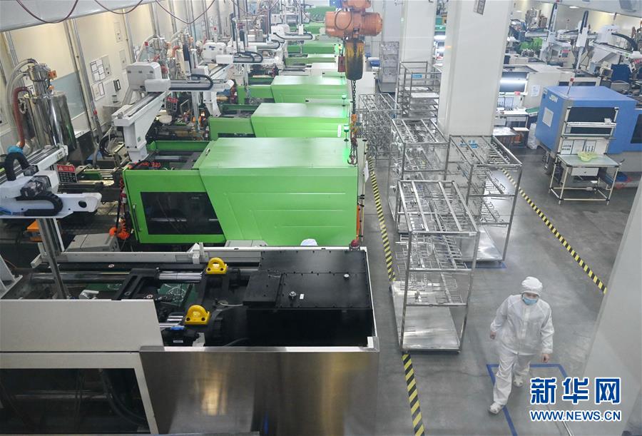 (來自經(jīng)濟前沿的故事·企業(yè)復(fù)工復(fù)產(chǎn)·圖文互動)(1)“危機中發(fā)現(xiàn)新商機”——中國科技制造企業(yè)復(fù)工復(fù)產(chǎn)觀察