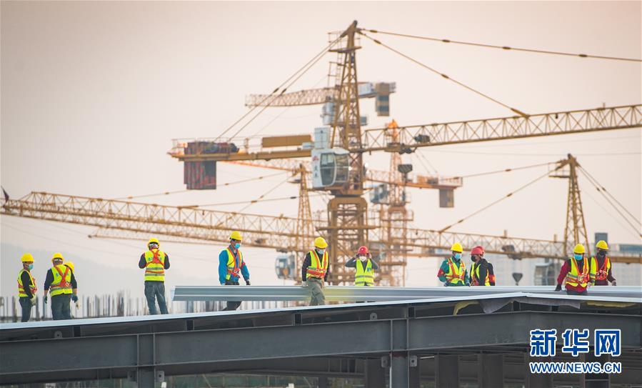 （新華全媒頭條&middot;圖文互動）（2）將戰(zhàn)&ldquo;疫&rdquo;進(jìn)行到底！&mdash;&mdash;寫在武漢疫情防控的關(guān)鍵階段