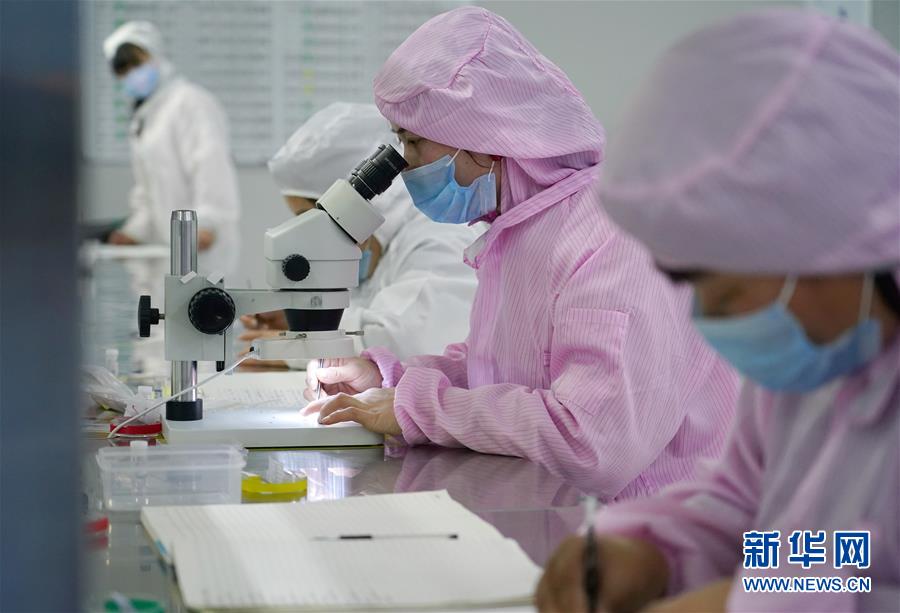 （決戰(zhàn)決勝脫貧攻堅&middot;圖文互動）（2）秦巴山區(qū)：戰(zhàn)疫戰(zhàn)貧，兩場仗都要打贏