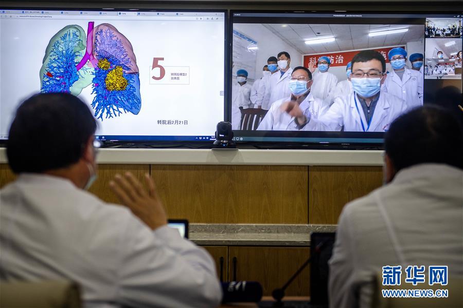 （圖文互動）（2）云南抗疫醫(yī)生有了&ldquo;透視眼&rdquo; 可三維立體看患者肺部