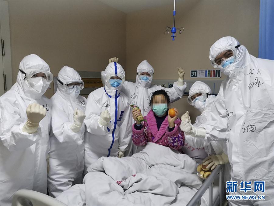 （在習近平新時代中國特色社會主義思想指引下&mdash;&mdash;新時代新作為新篇章&middot;習近平總書記關切事&middot;圖文互動）（10）不放松！&mdash;&mdash;各地努力抓緊抓實抓細疫情防控