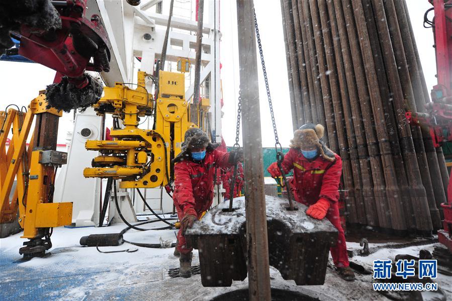 （圖文互動(dòng)）（2）大慶油田：一手抓防疫，一手抓生產(chǎn)