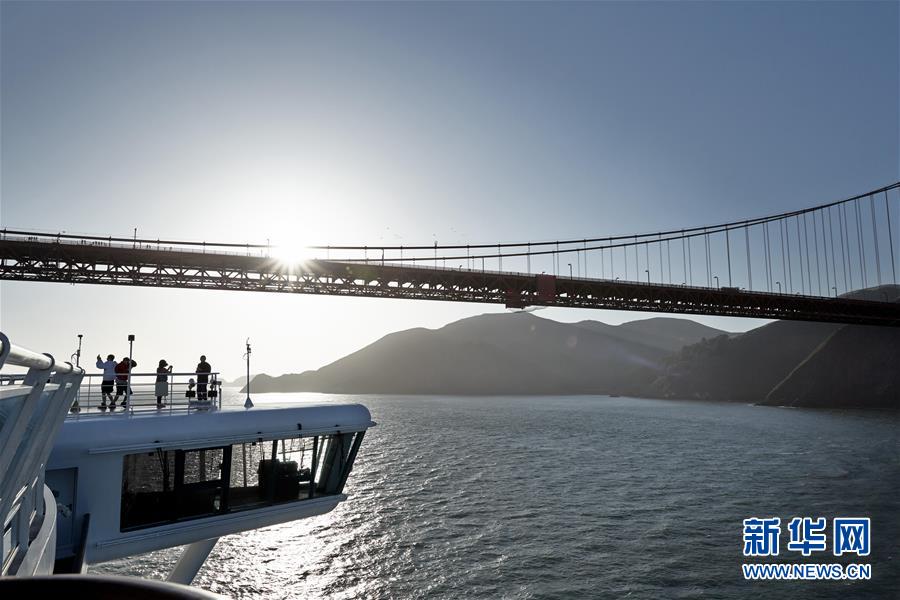 （國(guó)際&middot;圖文互動(dòng)）（1）發(fā)生新冠疫情的&ldquo;至尊公主&rdquo;號(hào)郵輪將?？颗f金山灣區(qū)