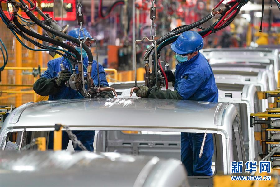 (在習近平新時代中國特色社會主義思想指引下——新時代新作為新篇章·習近平總書記關切事·圖文互動)(16)精準發(fā)力抓統(tǒng)籌——各地落實“分區(qū)分級”有序恢復生產(chǎn)生活