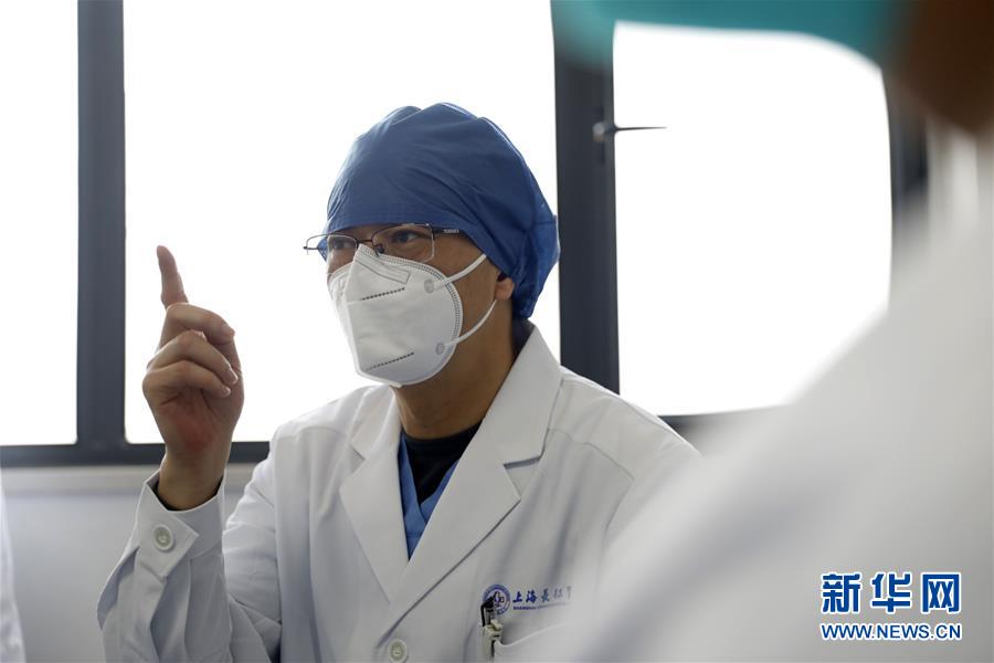 （一線抗疫群英譜&middot;圖文互動）（1）業(yè)精情真好軍醫(yī)&mdash;&mdash;記湖北省婦幼保健院光谷院區(qū)感染三科主任謝渭芬