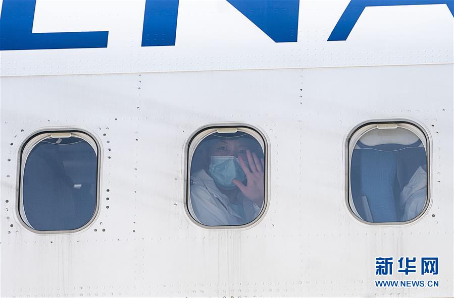 （新華全媒頭條&middot;圖文互動）（7）最美逆行者，武漢永遠記得你！&mdash;&mdash;首批援鄂醫(yī)療隊返程紀實