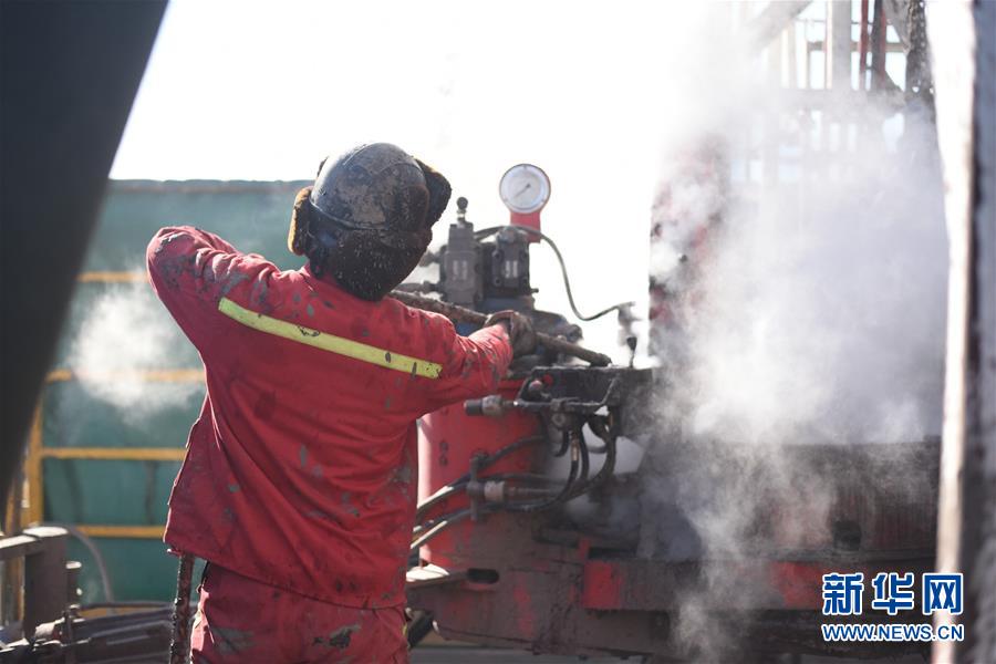 （圖文互動）（3）在戰(zhàn)&ldquo;疫&rdquo;中&ldquo;加油打氣&rdquo;&mdash;&mdash;大慶油田復工復產(chǎn)見聞