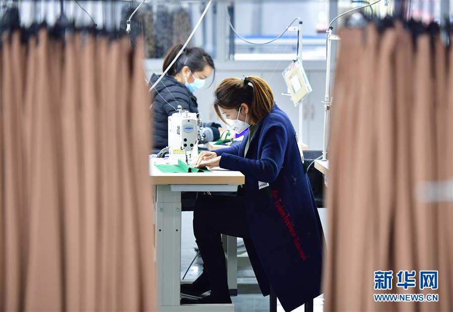 （新華全媒頭條&middot;圖文互動(dòng)）（3）奔向新的幸福&mdash;&mdash;陜西貧困縣全部摘帽的N個(gè)截面