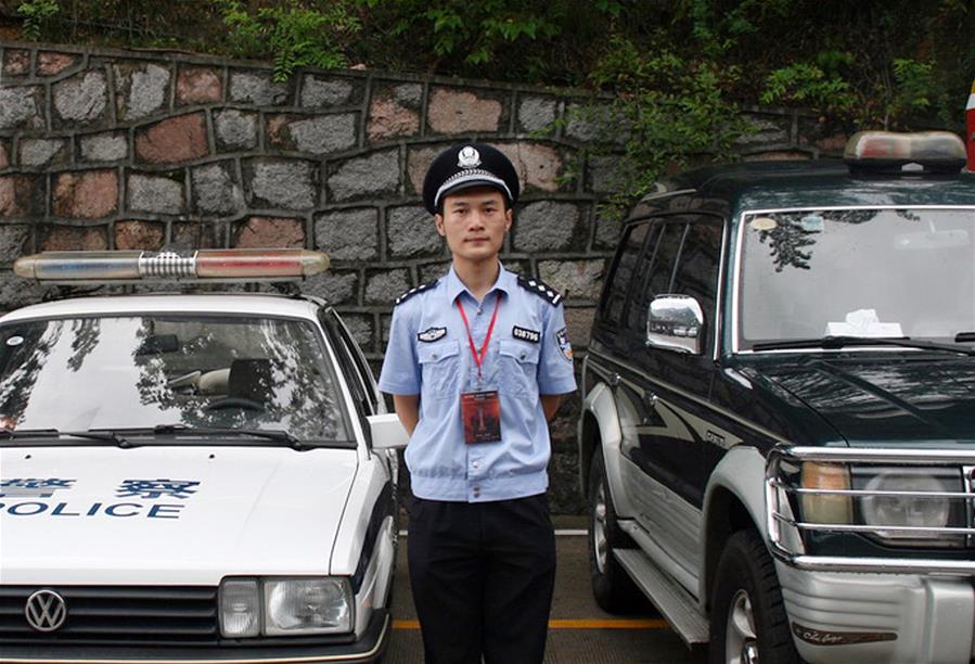 （為了民族復(fù)興&middot;英雄烈士譜&middot;圖文互動）張寧海：&ldquo;請跟我走，我來為大家照亮&hellip;&hellip;&rdquo;