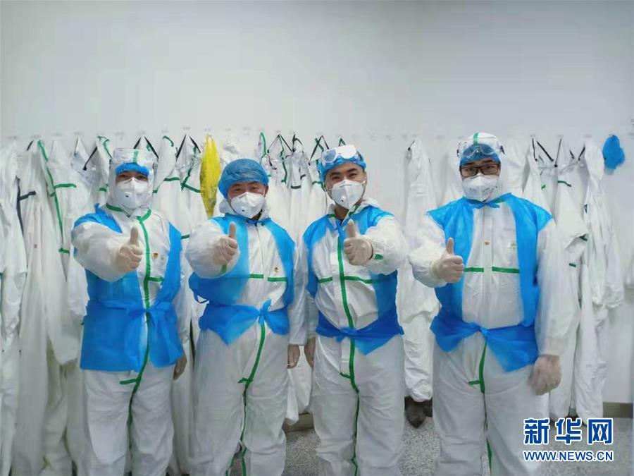 （習近平致敬的戰(zhàn)&ldquo;疫&rdquo;英雄&middot;志愿者篇&middot;圖文互動）（2）他們，微光成炬照征程