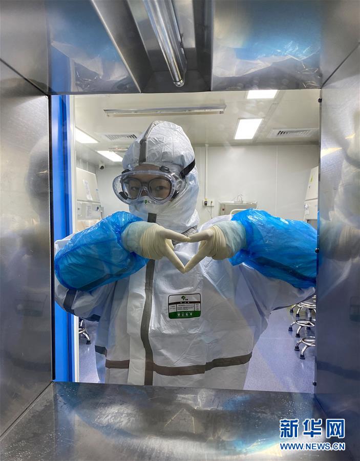 （一線抗疫群英譜&middot;圖文互動(dòng)）（1）&ldquo;95后&rdquo;大學(xué)生郝鶯歌：退掉車票，她選擇直面病毒