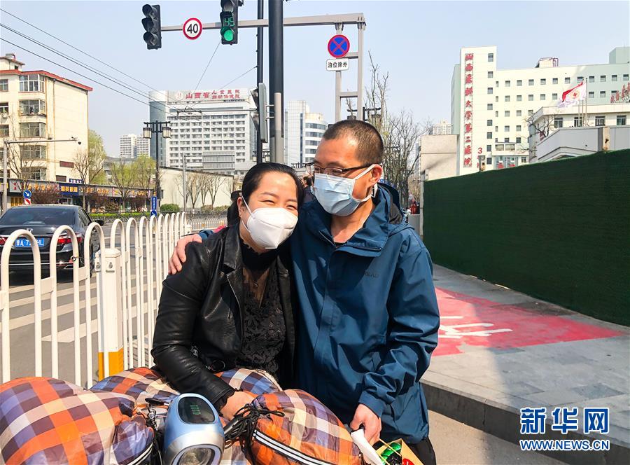 (一線抗疫群英譜·圖文互動)(1)護師張永剛:換一個“戰(zhàn)場”去戰(zhàn)斗