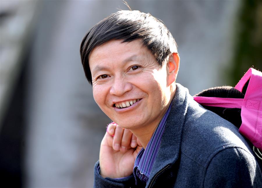 (為了民族復(fù)興·英雄烈士譜·圖文互動(dòng))“趕在死之前交出滿意答卷”——勤政為民的好書記文建明