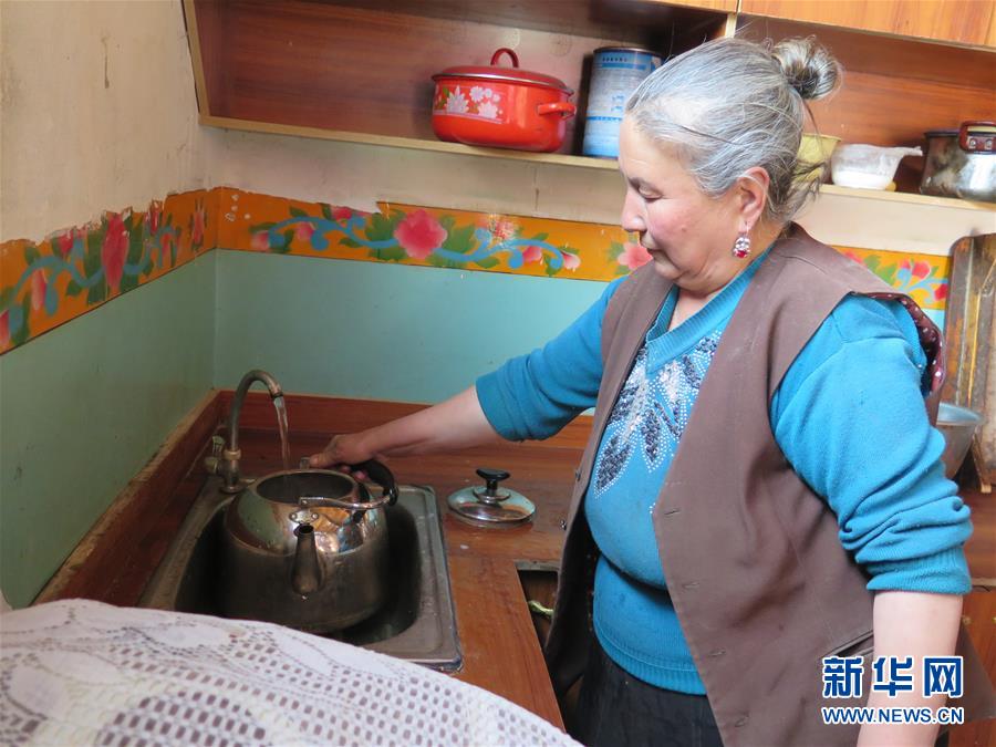 （新華全媒頭條&middot;圖文互動）（11）春天里的5個&ldquo;戰(zhàn)貧&rdquo;瞬間&mdash;&mdash;習近平總書記關于脫貧攻堅決策部署指引攻克最后的深貧堡壘