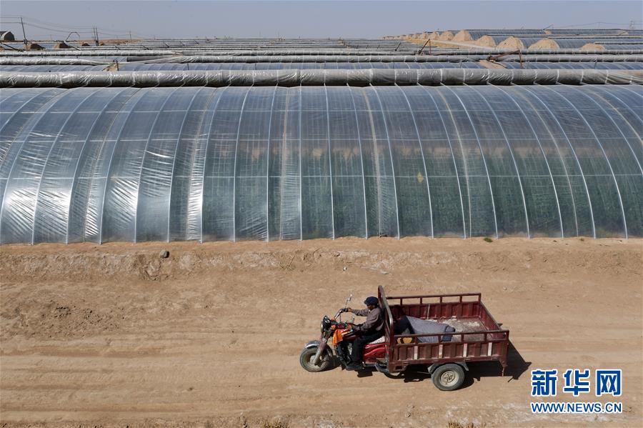 （新華全媒頭條&middot;圖文互動）（14）春天里的5個&ldquo;戰(zhàn)貧&rdquo;瞬間&mdash;&mdash;習近平總書記關于脫貧攻堅決策部署指引攻克最后的深貧堡壘