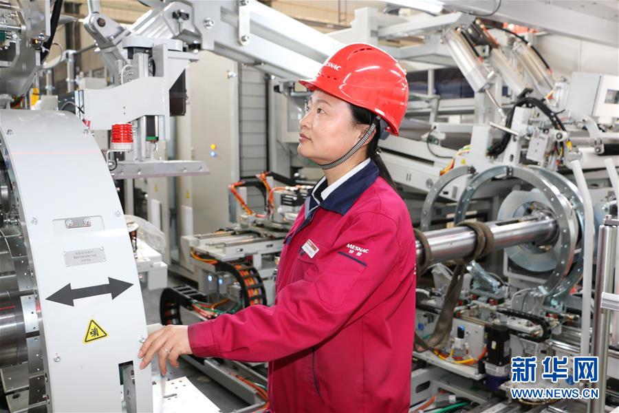 （新華全媒頭條&middot;圖文互動(dòng)）（4）這個(gè)春天，追尋奮斗者的腳步&mdash;&mdash;寫(xiě)在2020年&ldquo;五一&rdquo;國(guó)際勞動(dòng)節(jié)到來(lái)之際