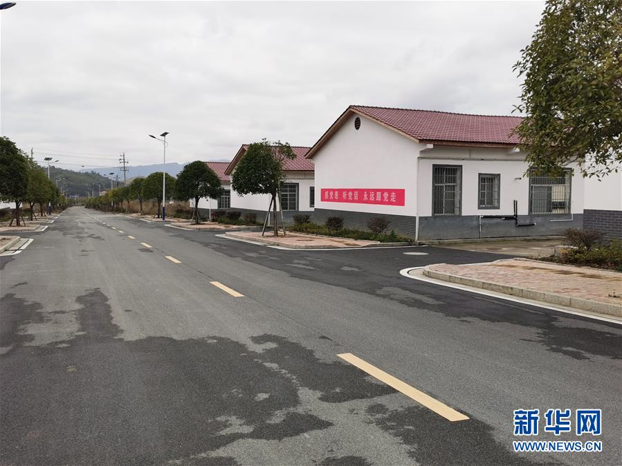 （圖文互動）（1）&ldquo;為脫貧而來，為脫貧而去&rdquo;&mdash;&mdash;追記湖南炎陵縣委原書記黃詩燕 