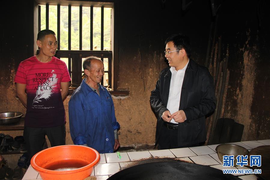 （圖文互動）（3）&ldquo;為脫貧而來，為脫貧而去&rdquo;&mdash;&mdash;追記湖南炎陵縣委原書記黃詩燕 