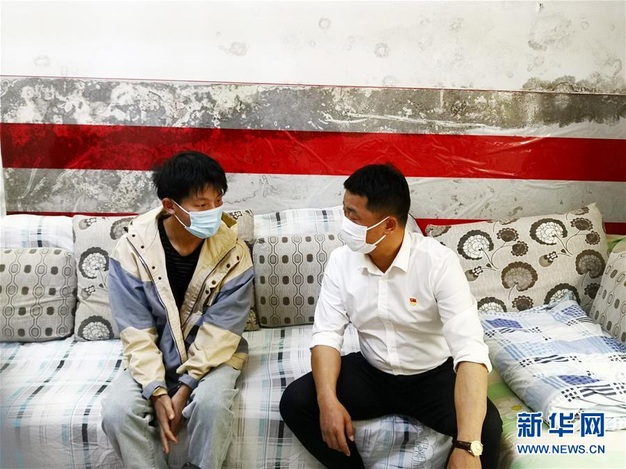 （新華全媒頭條&middot;圖文互動）（4）戰(zhàn)斗在防疫最前沿&mdash;&mdash;來自&ldquo;五一&rdquo;國際勞動節(jié)的致敬