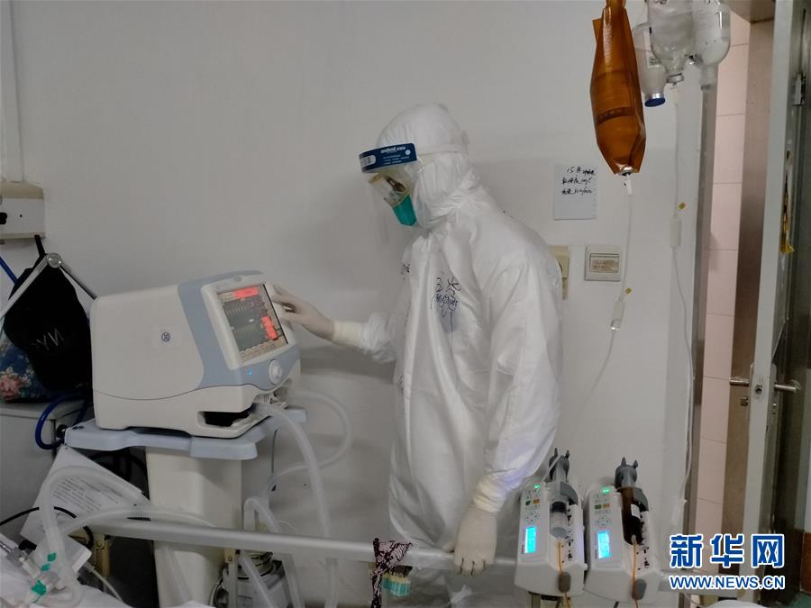 （在習(xí)近平新時(shí)代中國(guó)特色社會(huì)主義思想指引下&mdash;&mdash;新時(shí)代新作為新篇章&middot;習(xí)近平總書(shū)記關(guān)切事&middot;圖文互動(dòng)）（2）青春的顏色是什么？