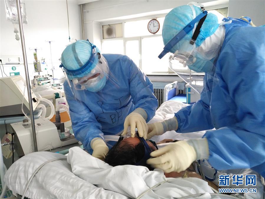 （在習(xí)近平新時代中國特色社會主義思想指引下&mdash;&mdash;新時代新作為新篇章&middot;習(xí)近平總書記關(guān)切事&middot;圖文互動）祛疫未竟 征衣不解&mdash;&mdash;綏芬河小城的抗疫故事