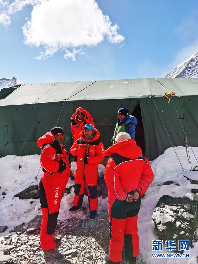 （2020珠峰高程測量）（9）珠峰好天氣 有望打通頂峰之&ldquo;路&rdquo;