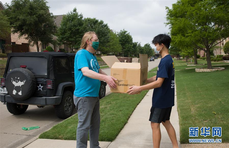 （國際疫情&middot;圖文互動(dòng)）（1）通訊：學(xué)以致用助力社區(qū)抗疫&mdash;&mdash;美國華裔高中生用3D打印技術(shù)制作防護(hù)裝備