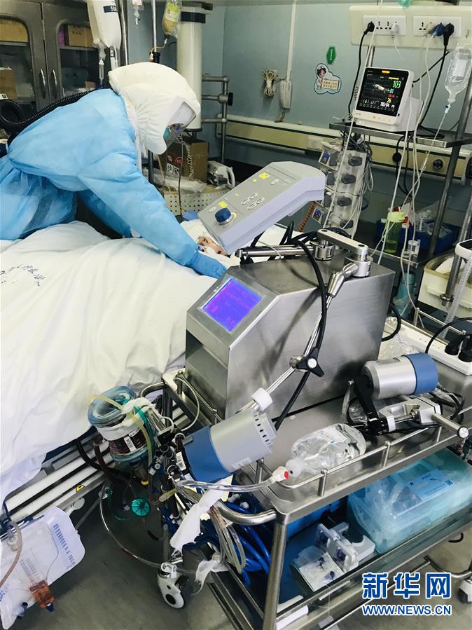 （新華全媒頭條&middot;圖文互動(dòng)）（4）&ldquo;我看不見你的樣子，但我知道你是誰&rdquo;&mdash;&mdash;寫在國際護(hù)士節(jié)來臨之際