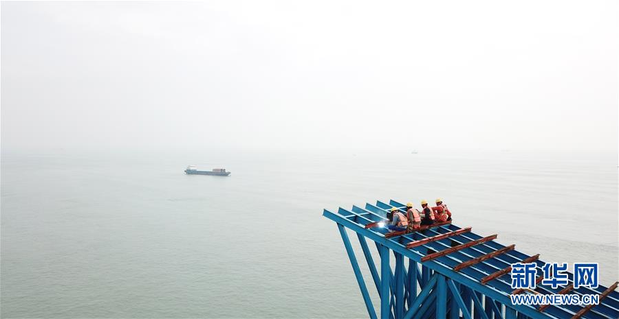 （在習近平新時代中國特色社會主義思想指引下&mdash;&mdash;新時代新作為新篇章&middot;習近平總書記關(guān)切事&middot;圖文互動）（2）新機遇、新引擎&mdash;&mdash;重大工程重大項目建設新動向觀察