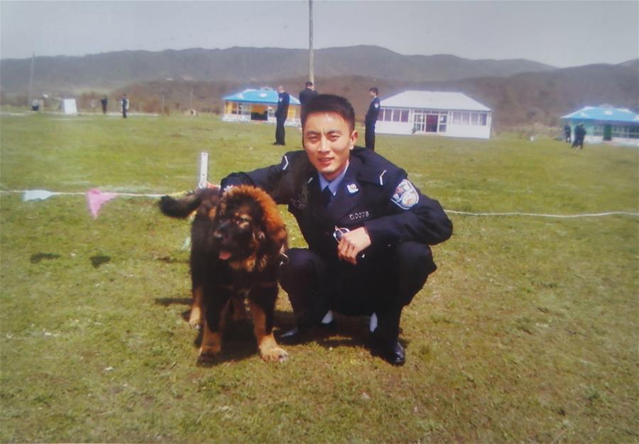 （為了民族復(fù)興&middot;英雄烈士譜&middot;圖文互動(dòng)）蔡松松：用生命托舉生命