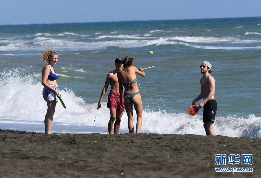 (國(guó)際疫情)(1)意大利新冠治愈病例超過(guò)14萬(wàn)例