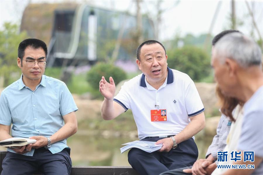 （新華全媒頭條&middot;兩會精神看落實&middot;圖文互動）（2）整體謀劃、系統(tǒng)升級、全面提升&mdash;&mdash;落實全國兩會精神織牢織密公共衛(wèi)生防護(hù)網(wǎng)