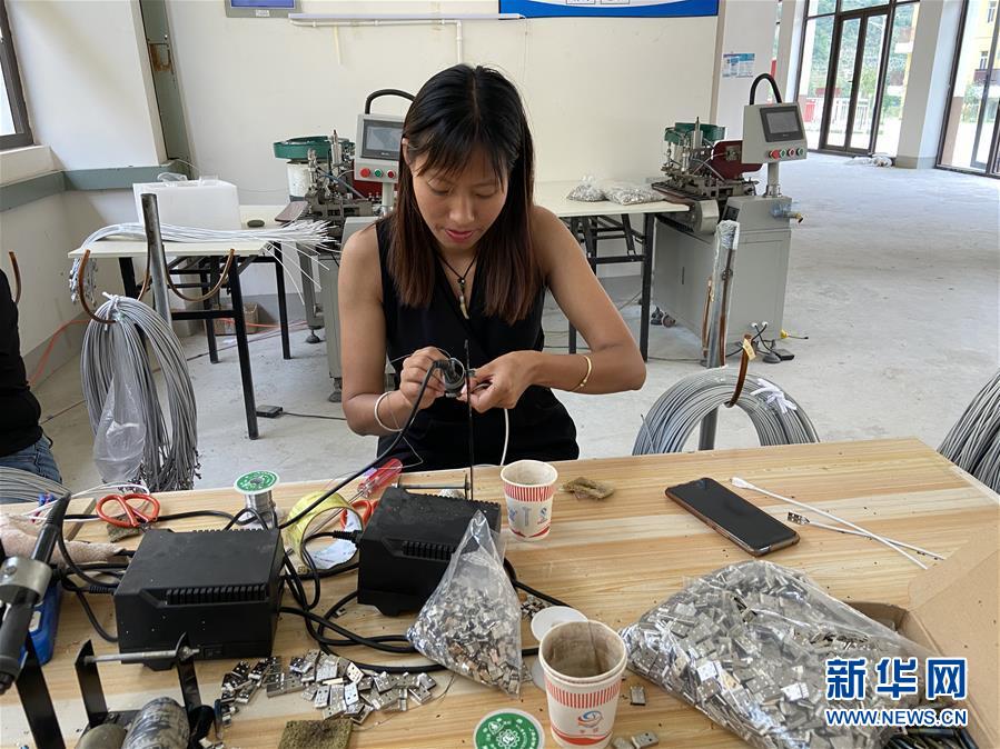 (新華全媒頭條·聚焦“三區(qū)三州”脫貧攻堅(jiān)·圖文互動(dòng))(1)向深度貧困“堡壘”發(fā)起最后總攻——寫在“三區(qū)三州”脫貧攻堅(jiān)關(guān)鍵時(shí)點(diǎn)