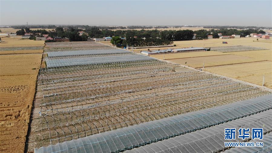 (決戰(zhàn)決勝脫貧攻堅·圖文互動)(1)采訪札記:與駐村扶貧干部老韓的“鄉(xiāng)村夜話”