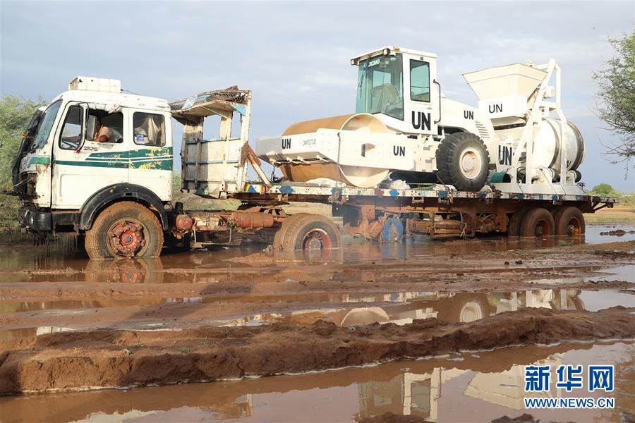 （新華全媒頭條&middot;圖文互動(dòng)）（7）崢嶸歲月30年 中國(guó)藍(lán)盔衛(wèi)和平